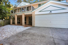 Four Bedroom Quality Townhouse, Hawks Nest